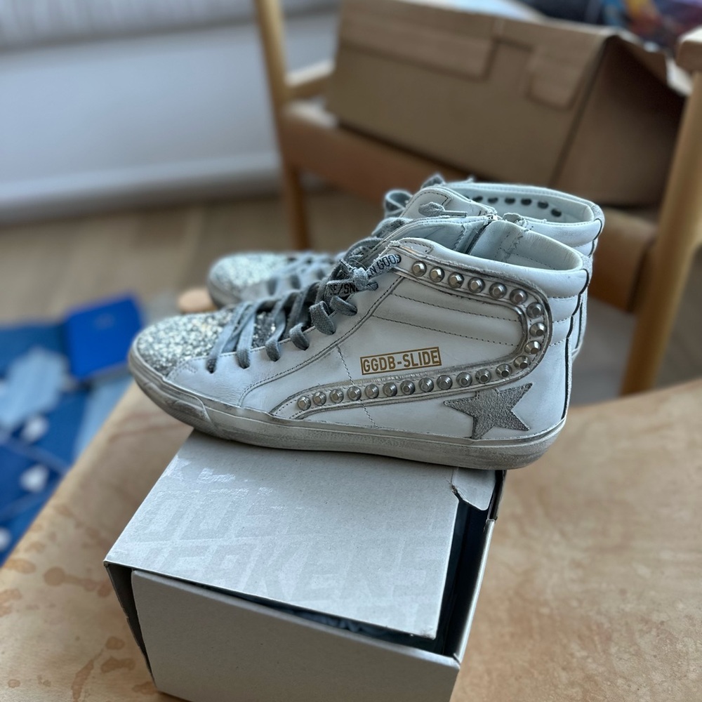 Brand new! Never been worn slide leather